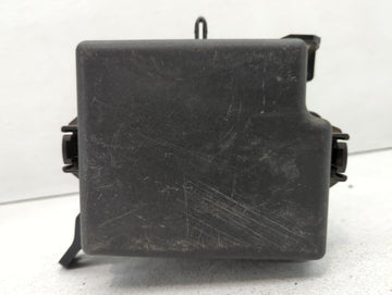 2017-2019 Kia Soul Fusebox Fuse Box Panel Relay Module P/N:91713B2770 Fits Fits 2017 2018 2019 OEM Used Auto Parts - Oemused