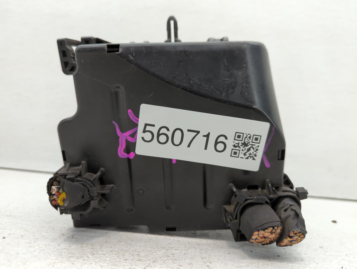 2017-2019 Kia Soul Fusebox Fuse Box Panel Relay Module P/N:91713B2770 Fits Fits 2017 2018 2019 OEM Used Auto Parts - Oemused