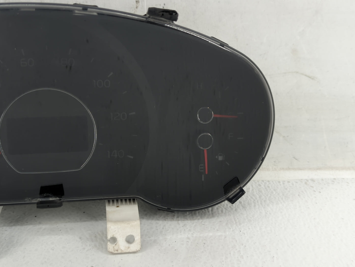 2017-2019 Kia Soul Instrument Cluster Speedometer Gauges P/N:94006-B2720 Fits Fits 2017 2018 2019 OEM Used Auto Parts - Oemu