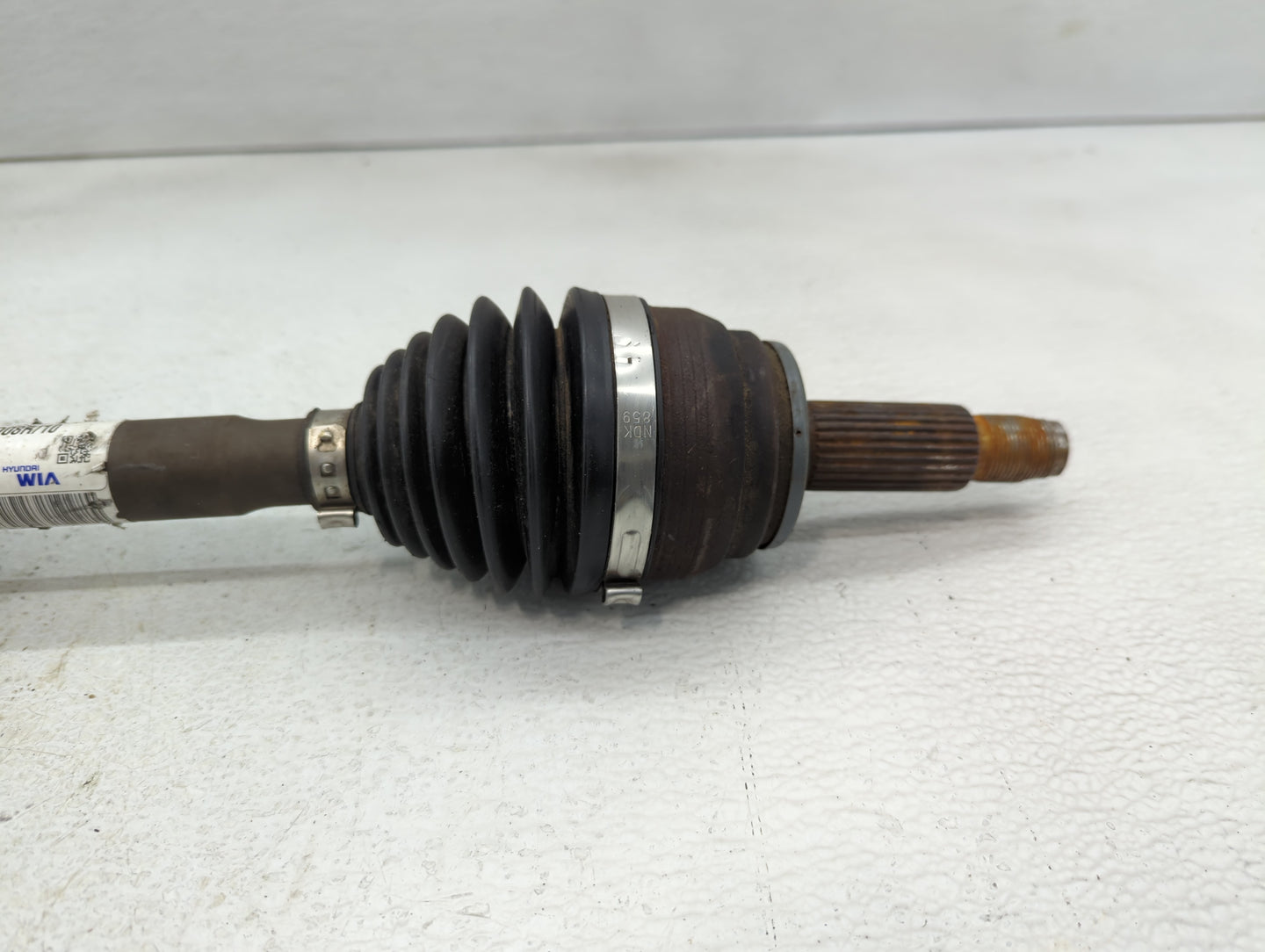 2014-2019 Kia Soul Axle Shaft Front Driver Cv C/v - Oemusedautoparts1.com