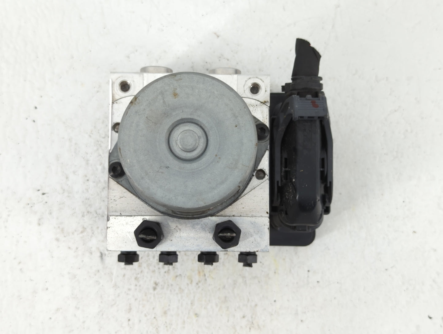 2017-2019 Kia Soul ABS Pump Control Module Replacement P/N:58900-B2120 58910-F2620 Fits Fits 2017 2018 2019 OEM Used Auto Pa