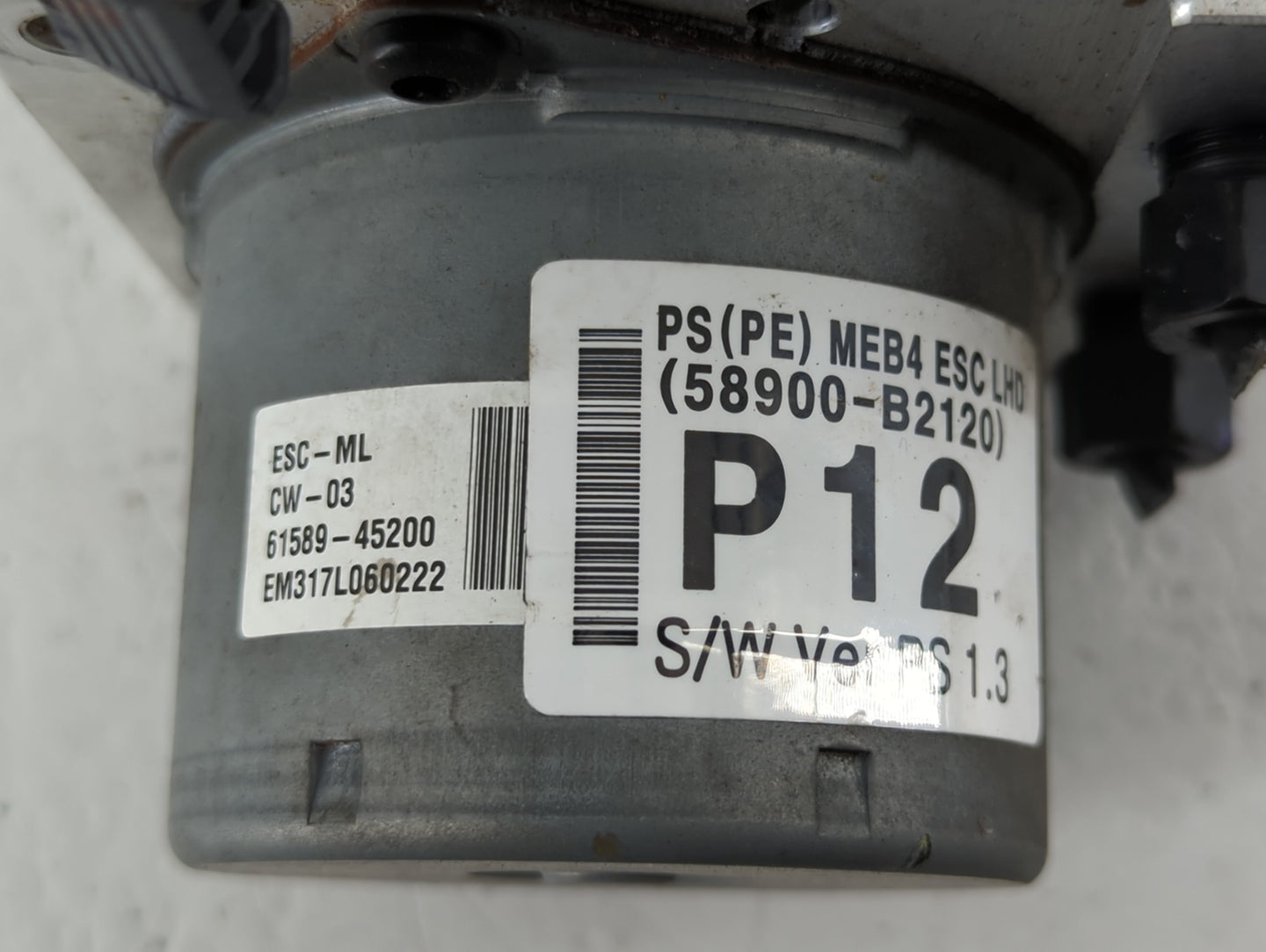 2017-2019 Kia Soul ABS Pump Control Module Replacement P/N:58900-B2120 58910-F2620 Fits Fits 2017 2018 2019 OEM Used Auto Pa