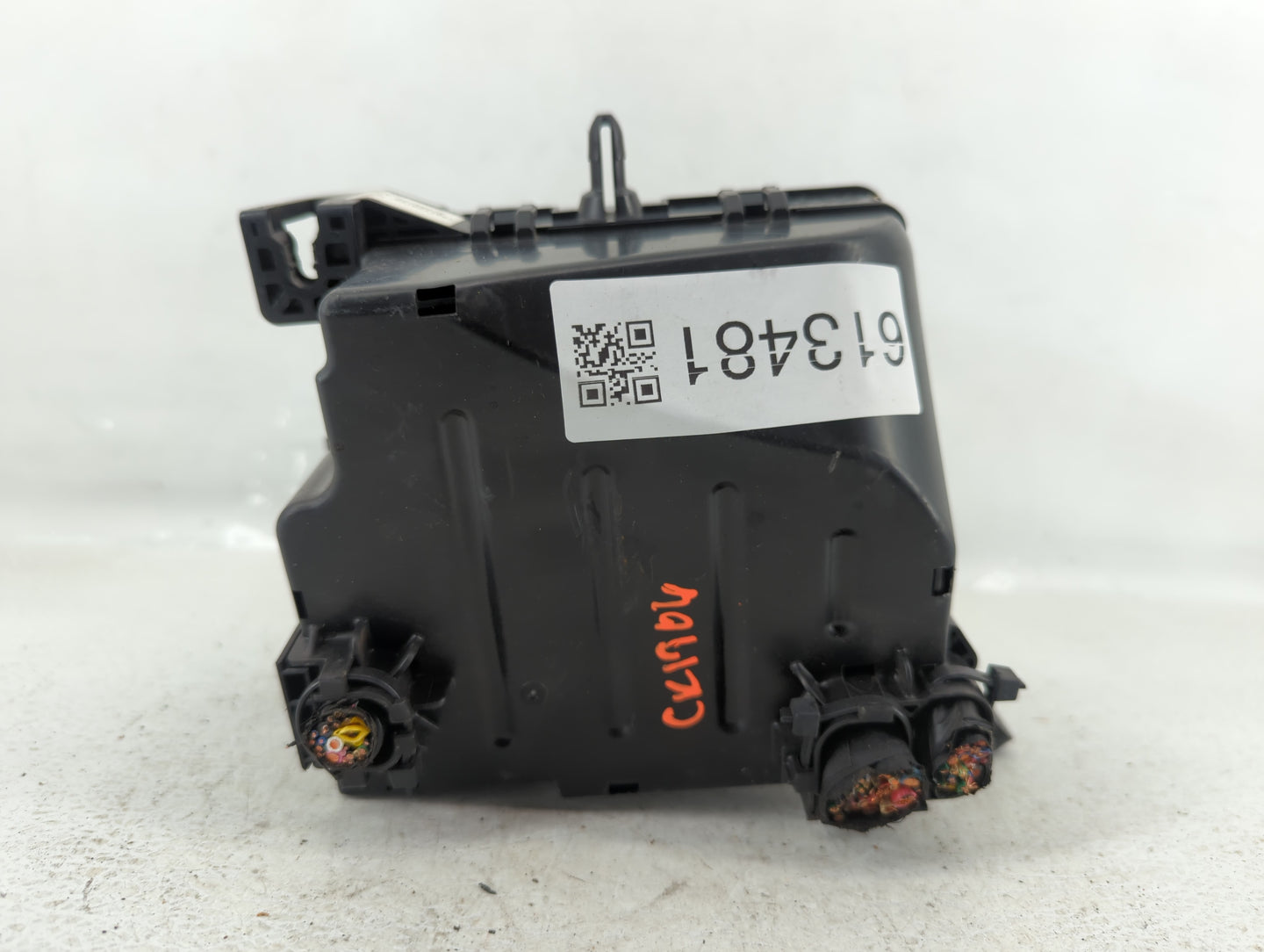 2017-2019 Kia Soul Fusebox Fuse Box Panel Relay Module P/N:91950-B2330 Fits Fits 2017 2018 2019 OEM Used Auto Parts - Oemuse