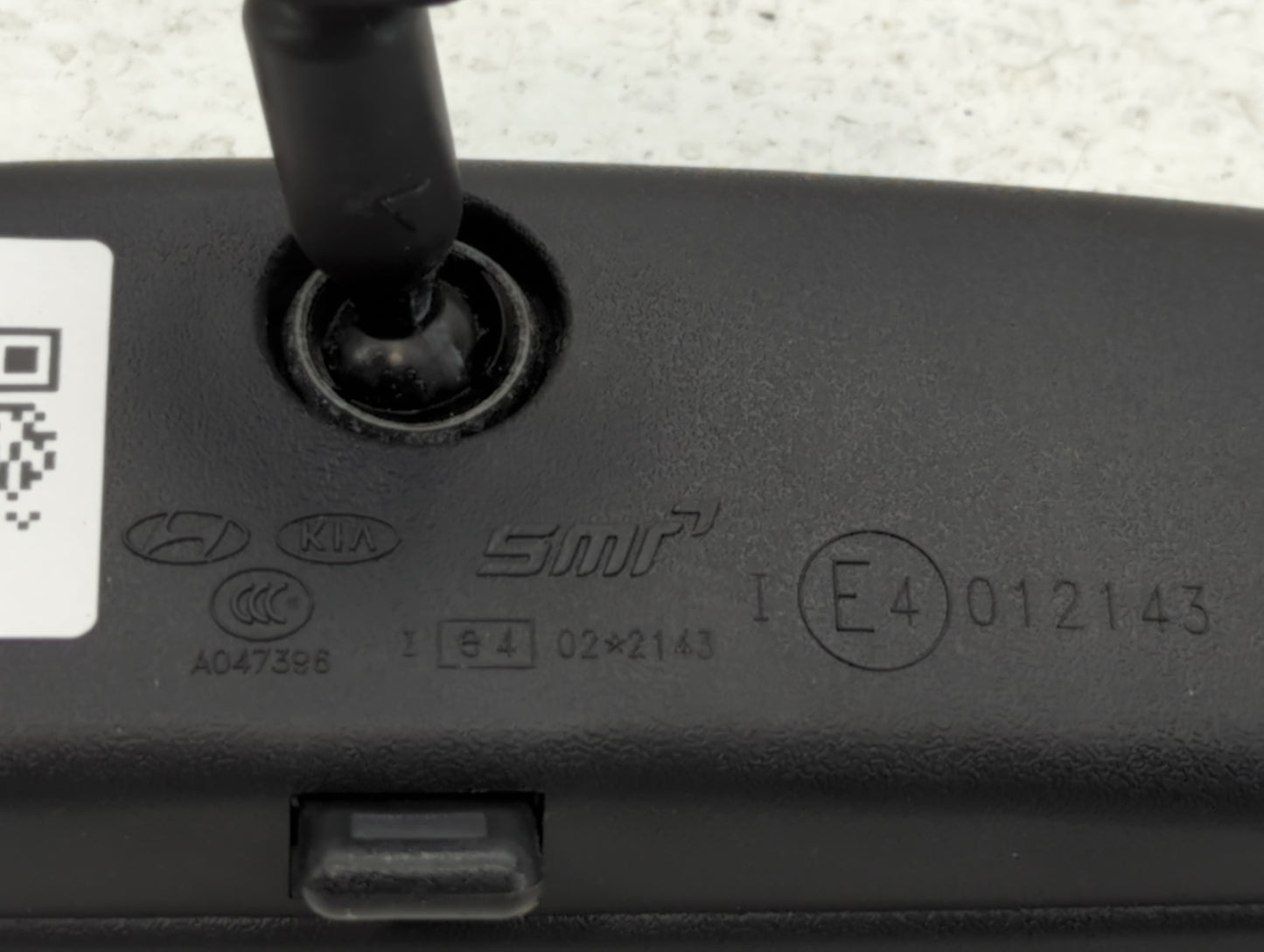 2010-2021 Kia Soul Interior Rear View Mirror Replacement OEM P/N:E4012143 Fits OEM Used Auto Parts - Oemusedautoparts1.com