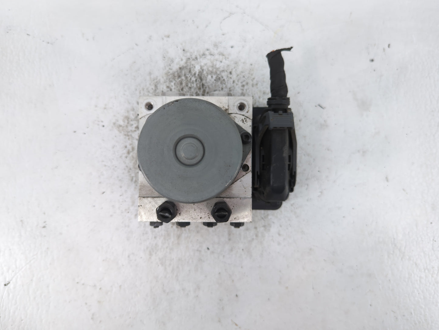 2017-2019 Kia Soul ABS Pump Control Module Replacement P/N:58920-B2120 B2589-24540 Fits Fits 2017 2018 2019 OEM Used Auto Pa