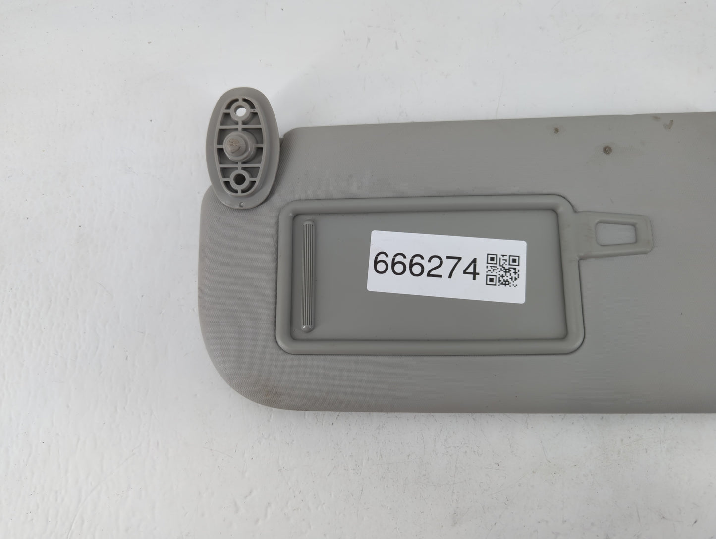 2014-2019 Kia Soul Sun Visor Shade Replacement Driver Left Mirror Fits Fits 2014 2015 2016 2017 2018 2019 OEM Used Auto Part