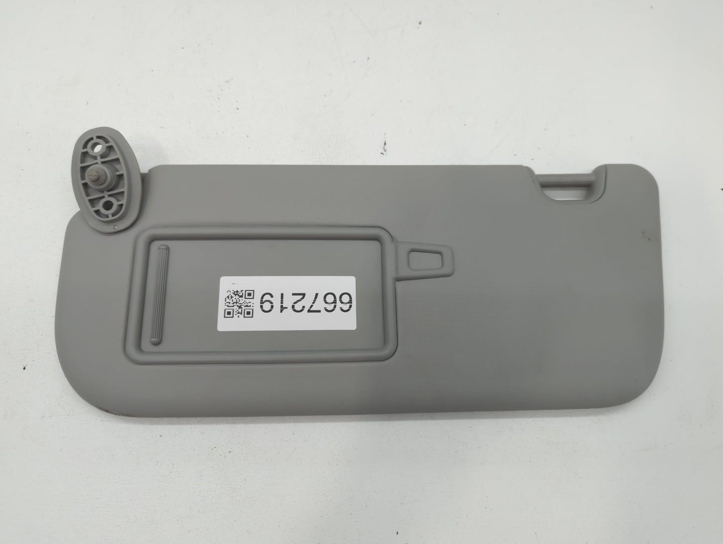 2014-2019 Kia Soul Sun Visor Shade Replacement Driver Left Mirror Fits Fits 2014 2015 2016 2017 2018 2019 OEM Used Auto Part