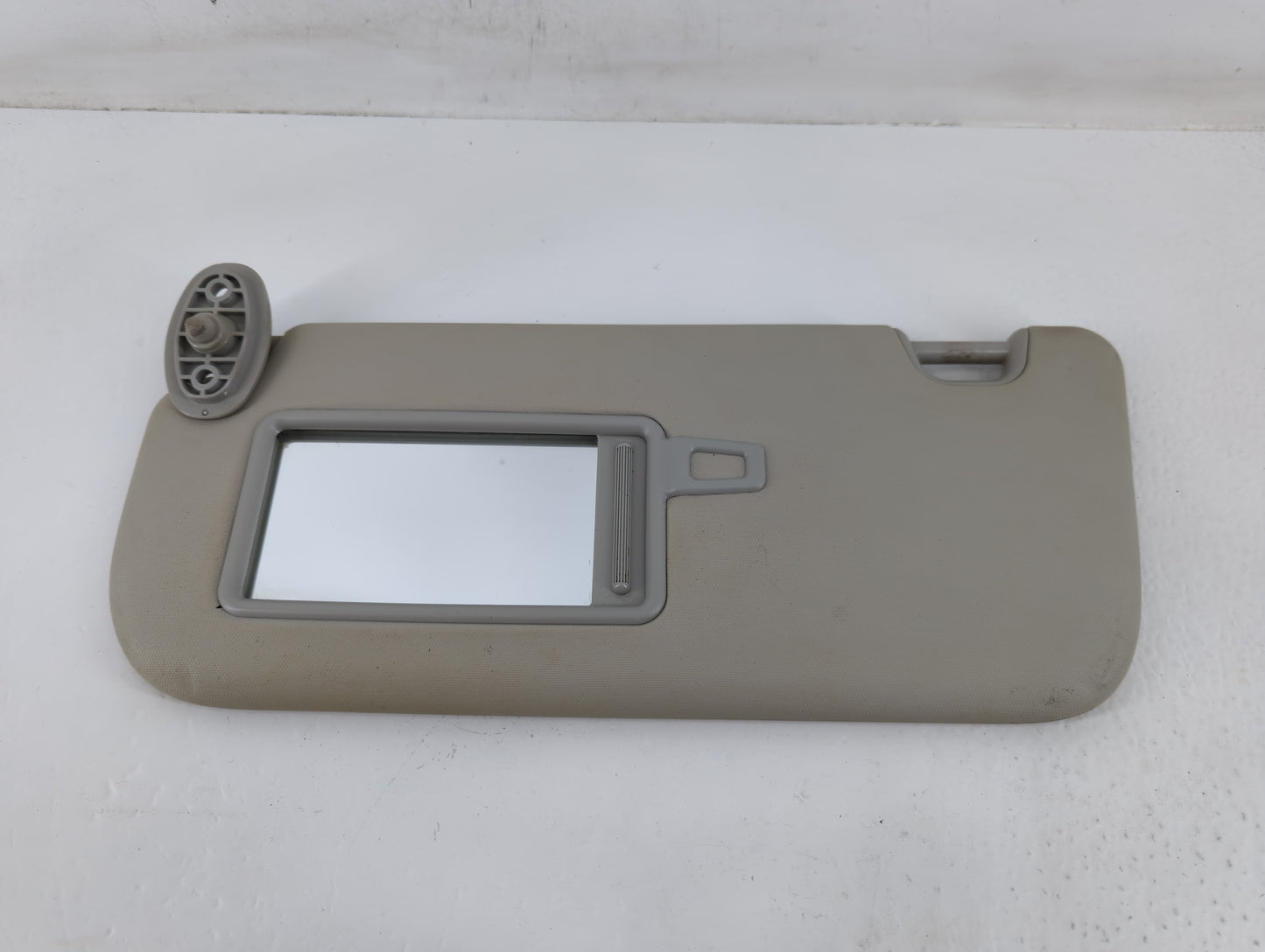 2014-2019 Kia Soul Sun Visor Shade Replacement Passenger Right Mirror Fits Fits 2014 2015 2016 2017 2018 2019 OEM Used Auto 