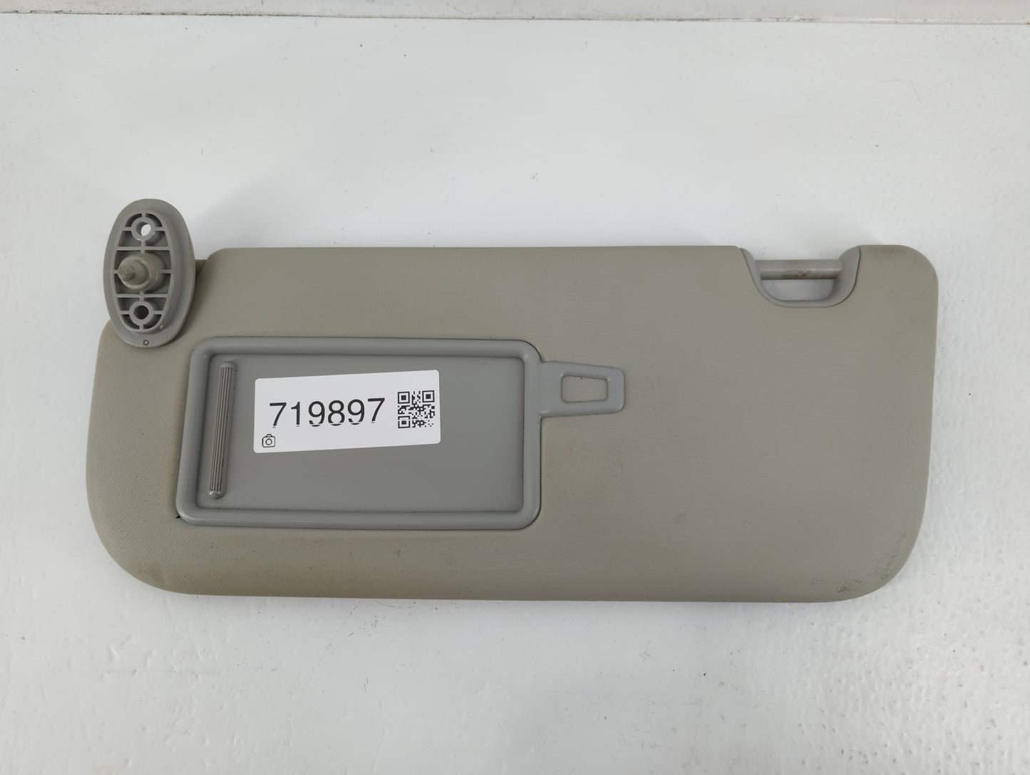 2014-2019 Kia Soul Sun Visor Shade Replacement Passenger Right Mirror Fits Fits 2014 2015 2016 2017 2018 2019 OEM Used Auto 