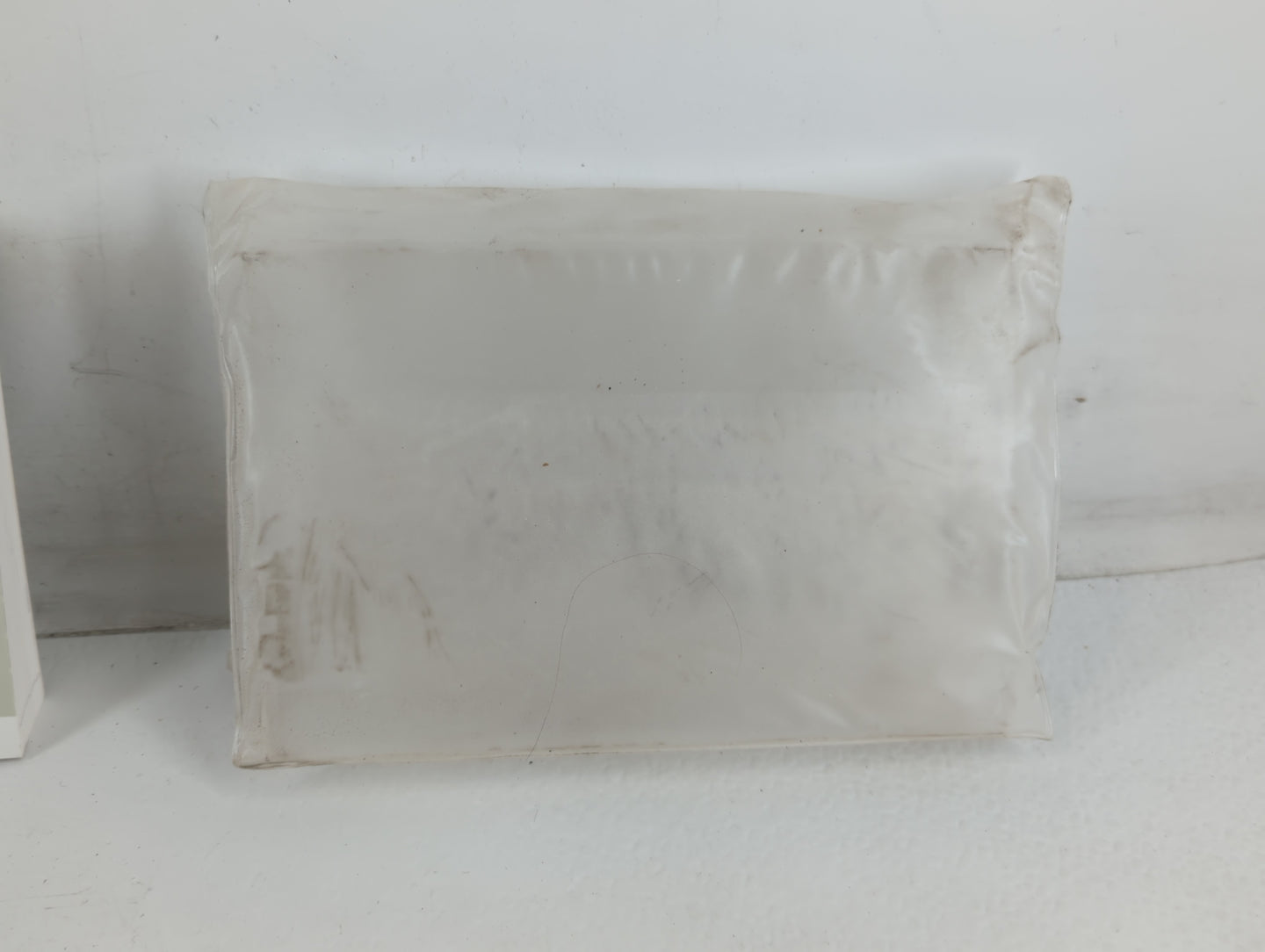 2017 Kia Soul Owners Manual Book Guide P/N:HB2O-EU6NB OEM Used Auto Parts - Oemusedautoparts1.com