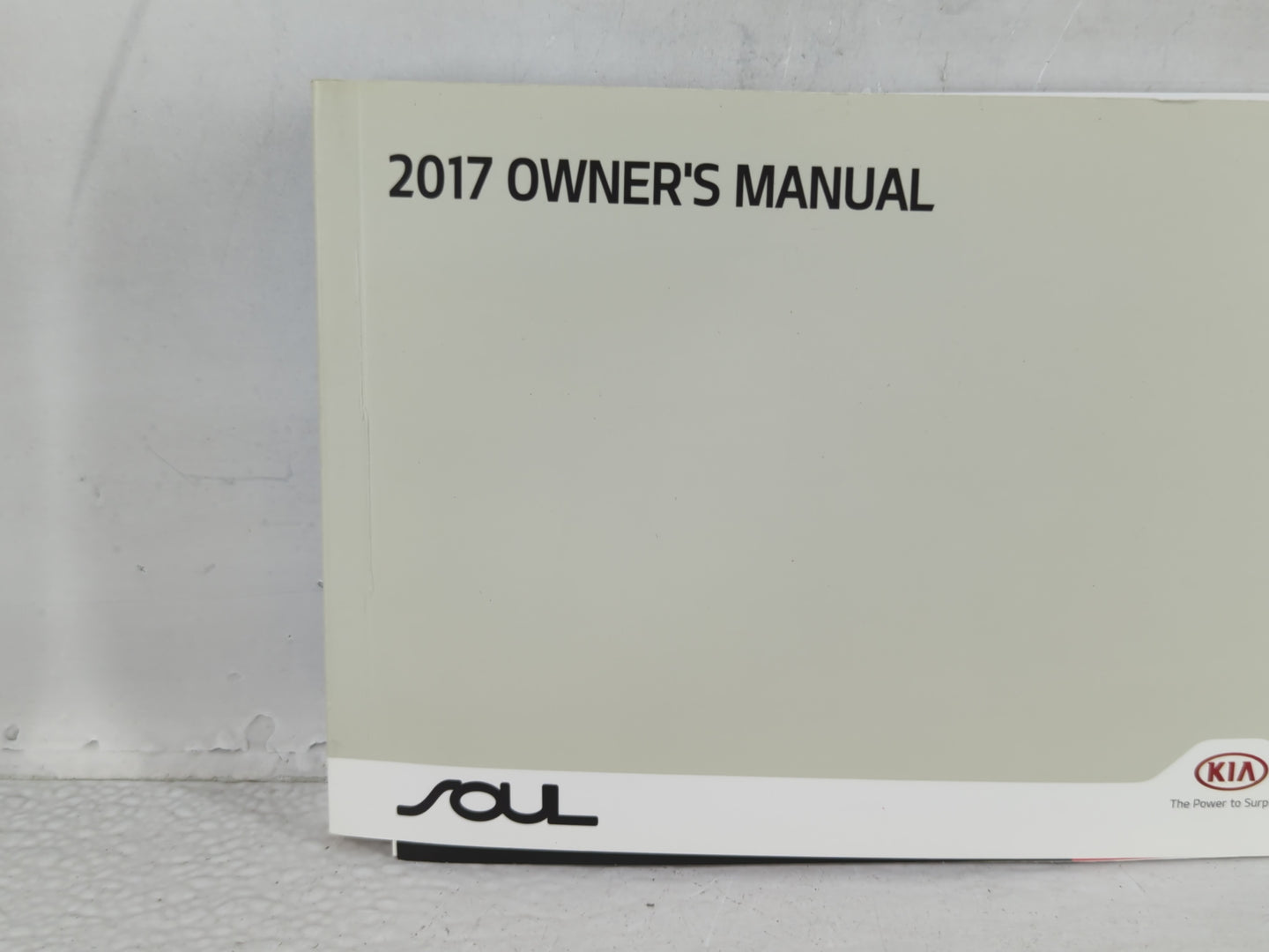 2017 Kia Soul Owners Manual Book Guide P/N:HB2O-EU67A OEM Used Auto Parts - Oemusedautoparts1.com