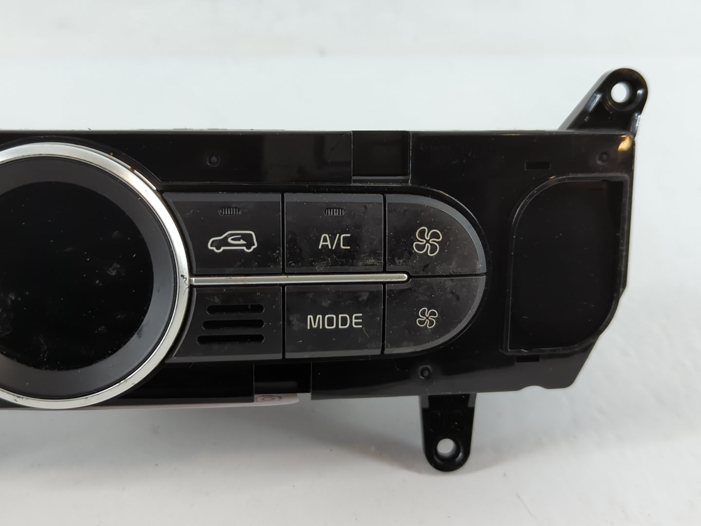 2017-2019 Kia Soul Climate Control Module Temperature AC/Heater Replacement P/N:A2C86541501 160825 Fits Fits 2017 2018 2019 