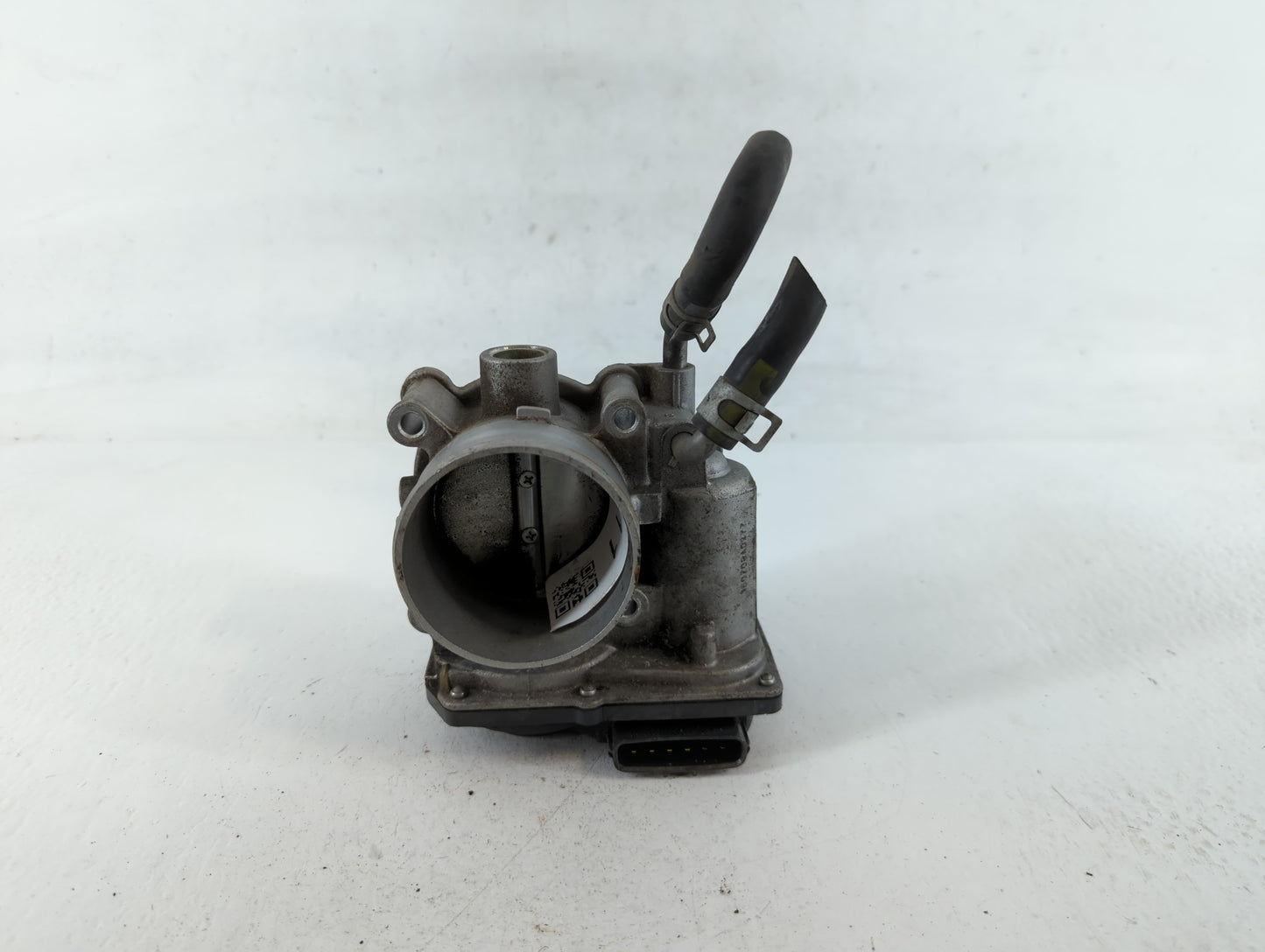 2014-2019 Kia Soul Throttle Body P/N:35100-2E000 Fits Fits 2011 2012 2013 2014 2015 2016 2017 2018 2019 2020 2021 OEM Used A