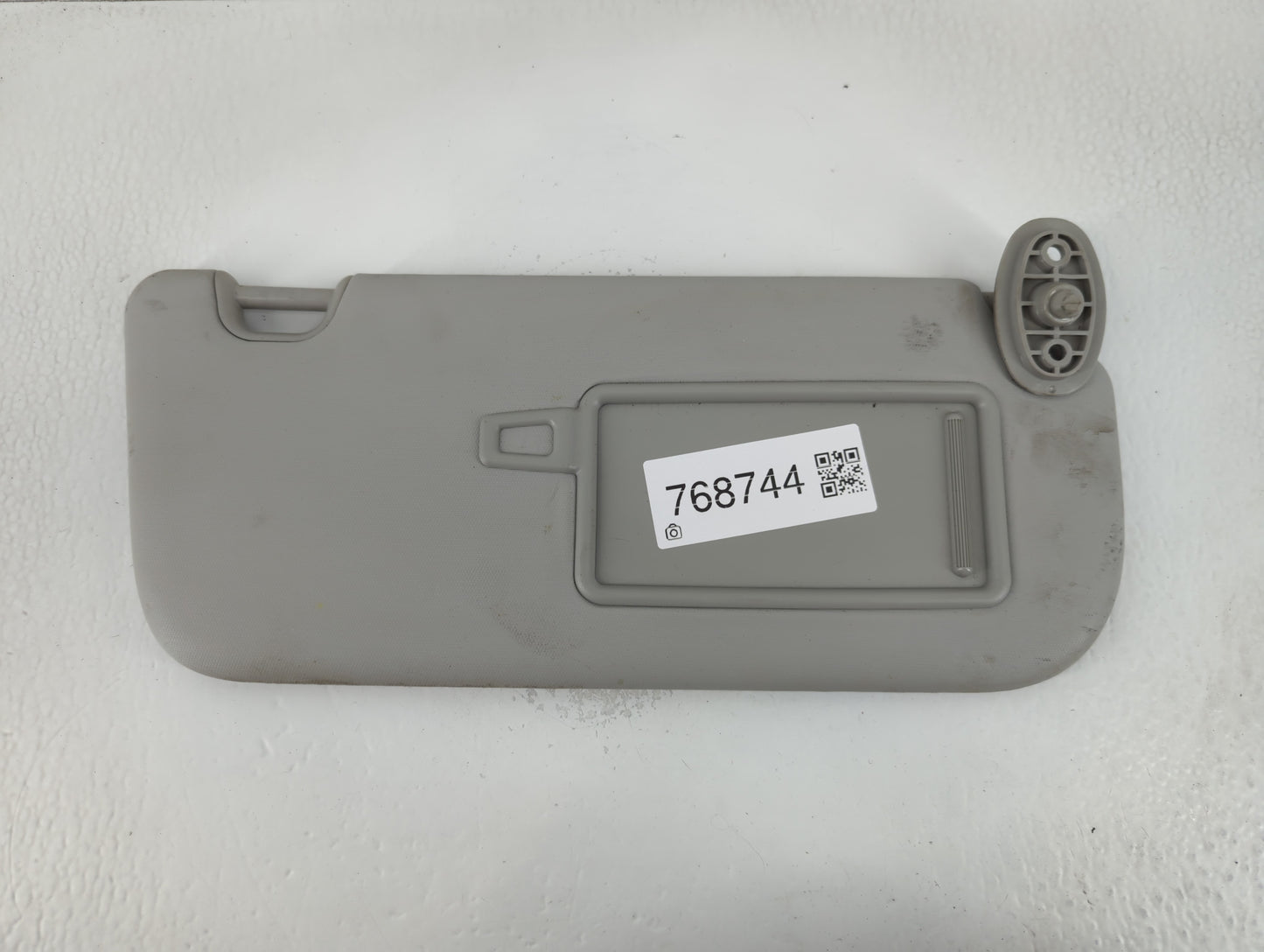 2014-2019 Kia Soul Sun Visor Shade Replacement Passenger Right Mirror Fits Fits 2014 2015 2016 2017 2018 2019 OEM Used Auto 