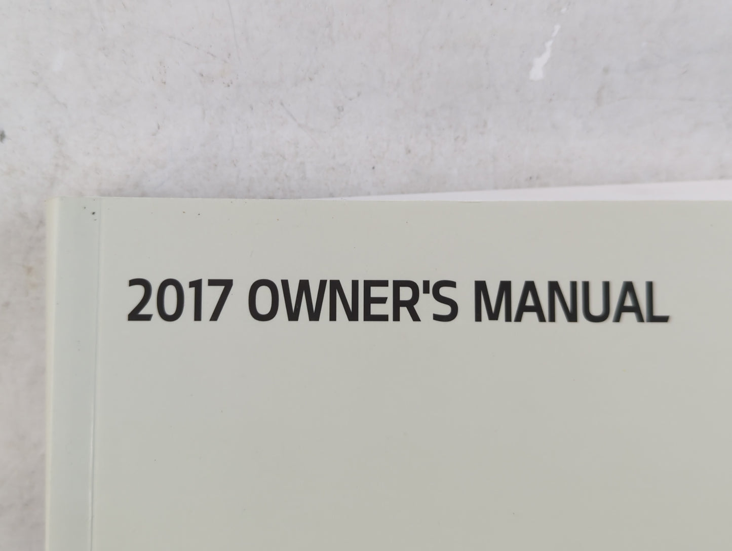 2017 Kia Soul Owners Manual Book Guide P/N:HB20 EU6DC OEM Used Auto Parts - Oemusedautoparts1.com