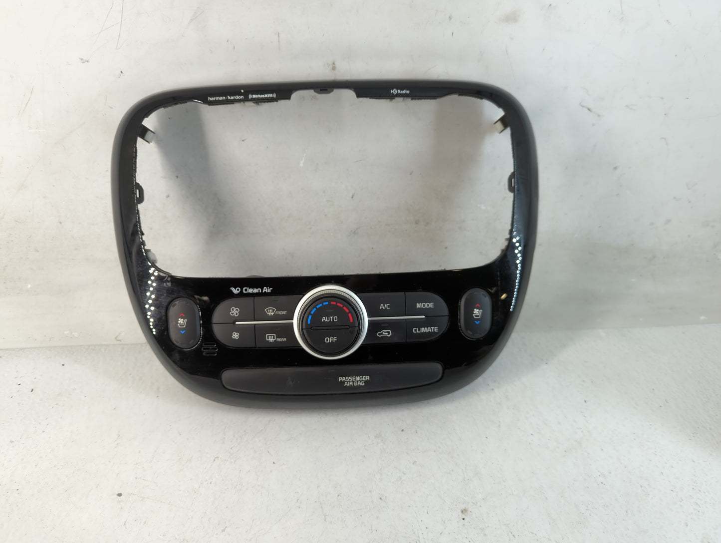 2017-2019 Kia Soul Climate Control Module Temperature AC/Heater Replacement P/N:97250-B2GS1CA Fits Fits 2017 2018 2019 OEM U