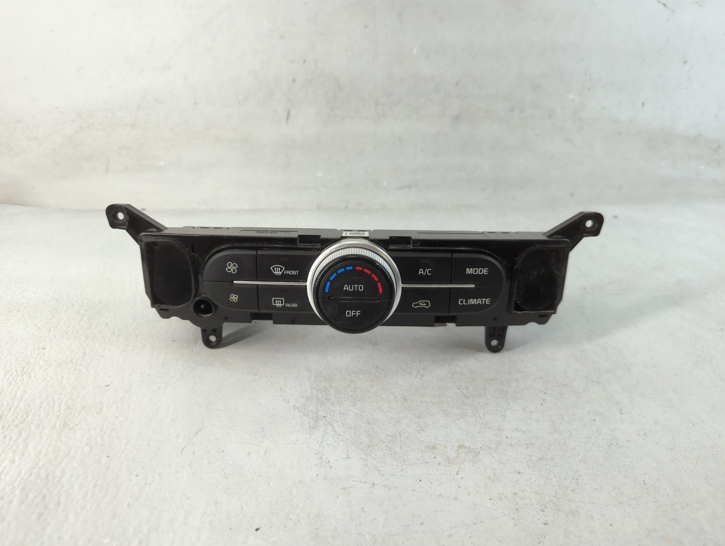 2017-2019 Kia Soul Climate Control Module Temperature AC/Heater Replacement P/N:97250-B2GQ1CA Fits Fits 2017 2018 2019 OEM U