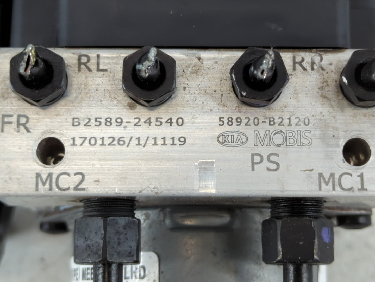 2017-2019 Kia Soul ABS Pump Control Module Replacement P/N:58920-B2120 B2589-24540 Fits Fits 2017 2018 2019 OEM Used Auto Pa