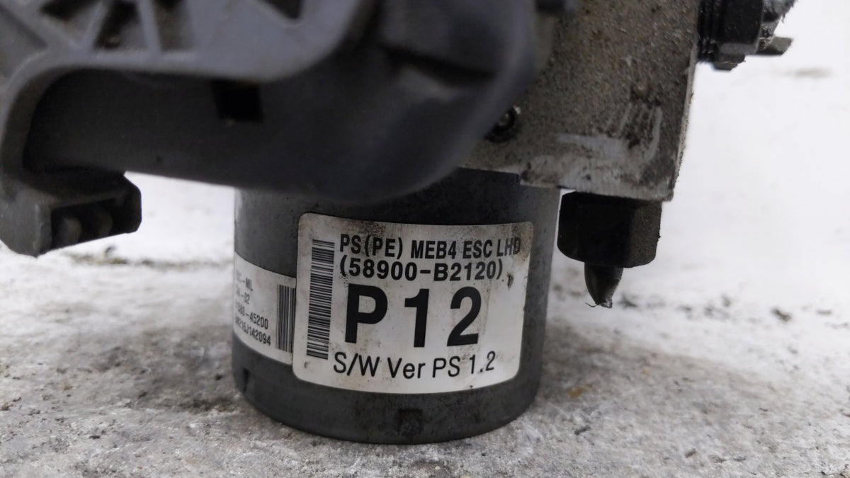 2017-2019 Kia Soul Anti-Lock Brake ABS Pump Module Actuator OEM P/N:B2589-33540 Fits Fits 2017 2018 2019 OEM Used Auto Parts