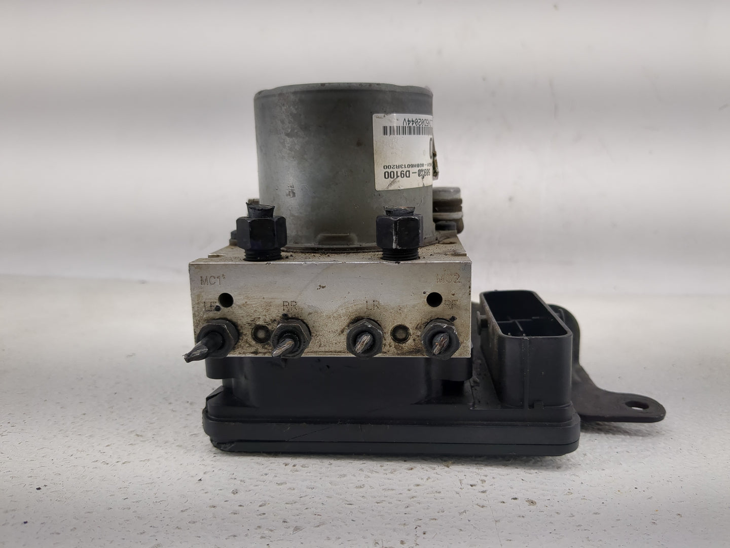 2017-2019 Kia Sportage ABS Pump Control Module Replacement P/N:58920-D9100 Fits Fits 2017 2018 2019 OEM Used Auto Parts - Oe