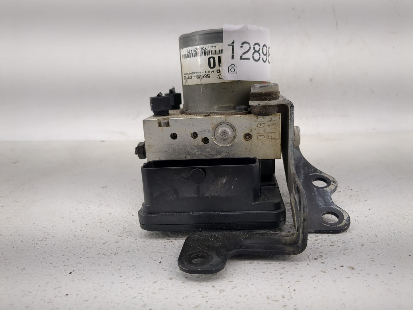 2017-2019 Kia Sportage ABS Pump Control Module Replacement P/N:58920-D9100 Fits Fits 2017 2018 2019 OEM Used Auto Parts - Oe