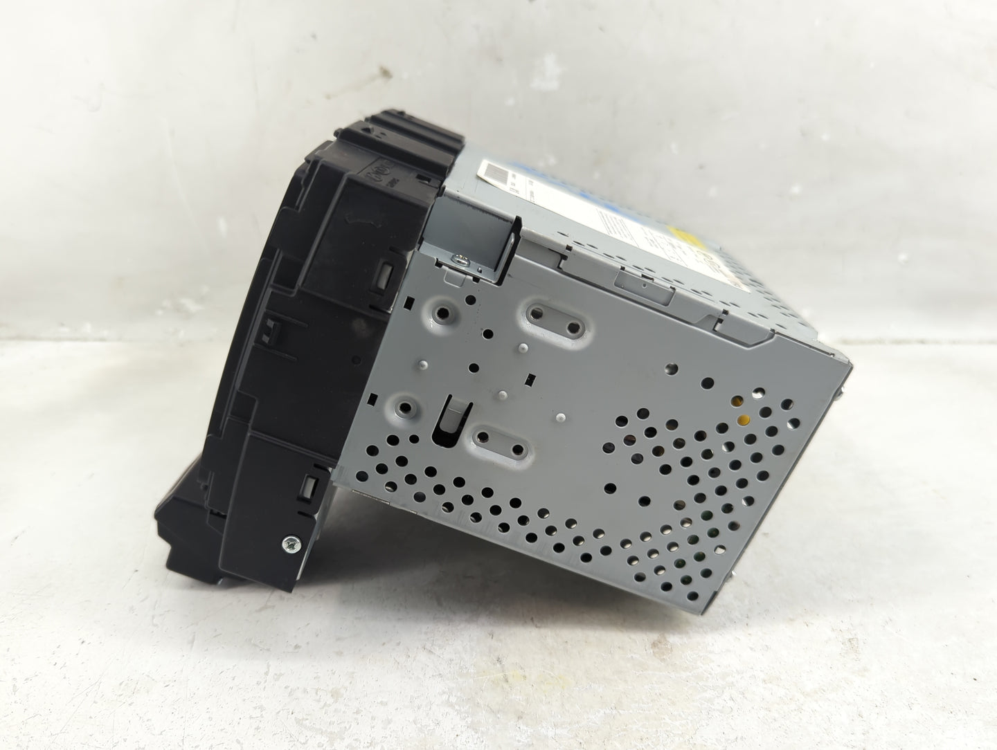 2017-2019 Kia Sportage Radio AM FM Cd Player Receiver Replacement P/N:96560-D9100WK Fits Fits 2017 2018 2019 OEM Used Auto P