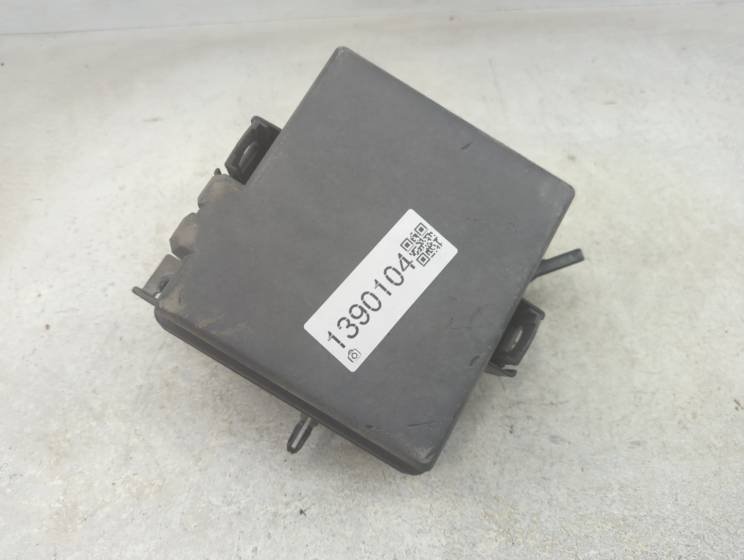 2017-2019 Kia Sportage Fusebox Fuse Box Panel Relay Module Fits Fits 2017 2018 2019 OEM Used Auto Parts - Oemusedautoparts1.