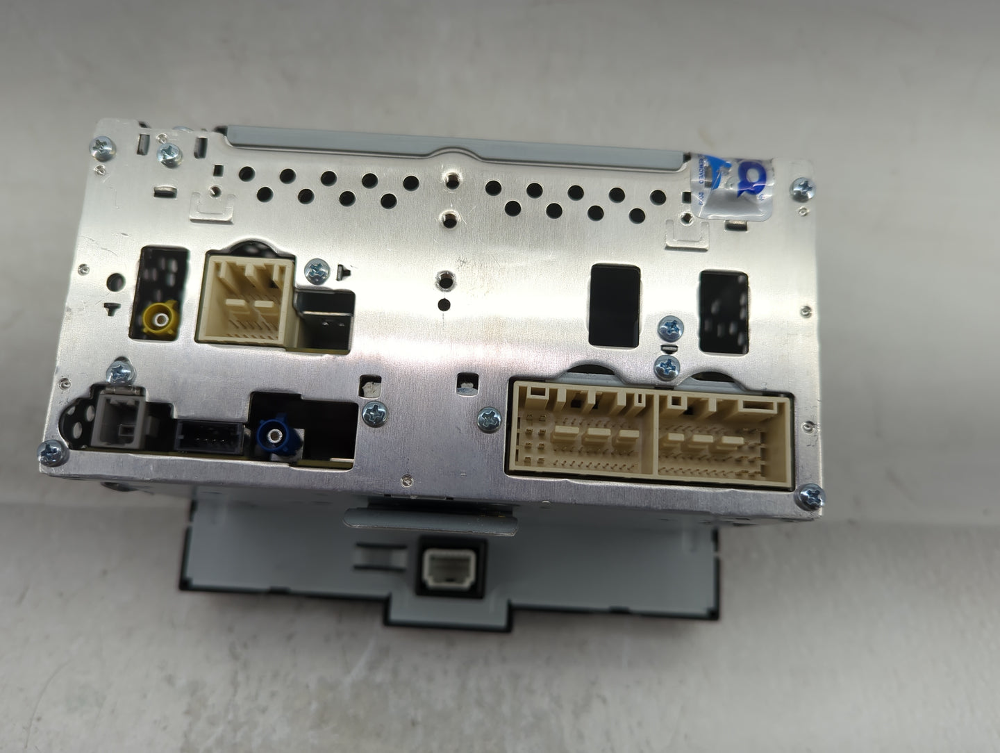 2017-2019 Kia Sportage Radio AM FM Cd Player Receiver Replacement P/N:96160-D9000WK Fits Fits 2017 2018 2019 OEM Used Auto P
