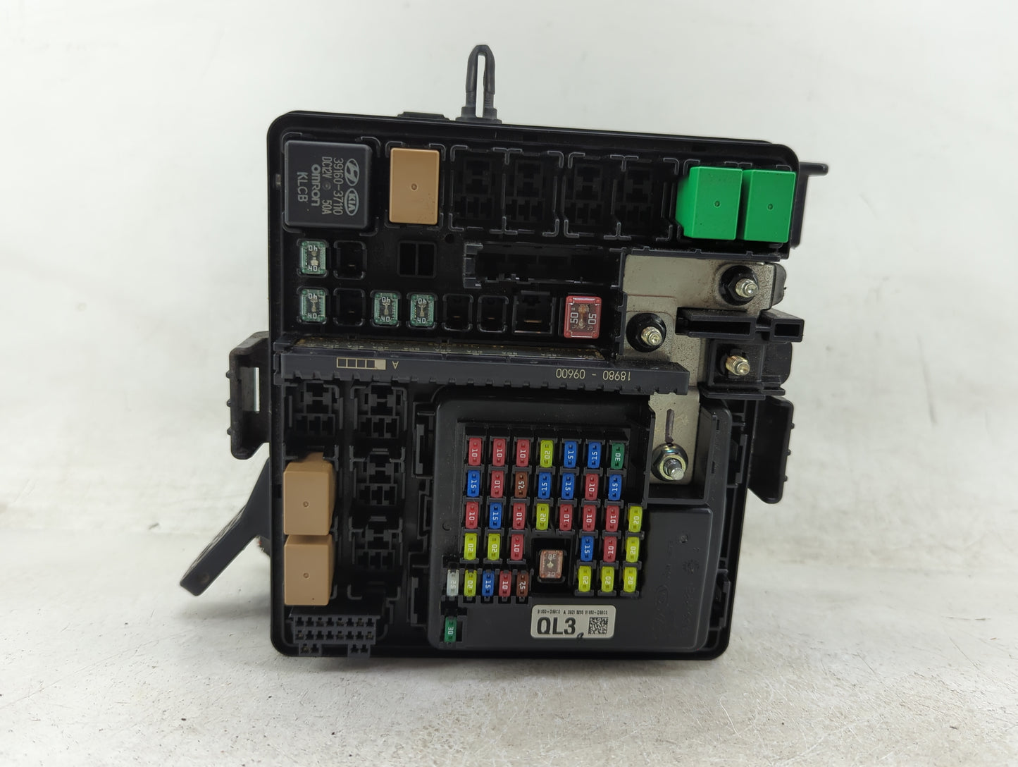 2017-2019 Kia Sportage Fusebox Fuse Box Panel Relay Module P/N:91950-D9BC0 Fits Fits 2017 2018 2019 OEM Used Auto Parts - Oe