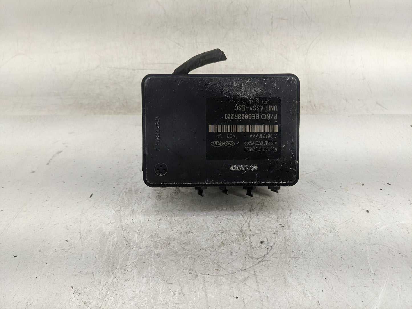 2017-2019 Kia Sportage ABS Pump Control Module Replacement P/N:BE6003R201 58920-D9100 Fits Fits 2017 2018 2019 OEM Used Auto
