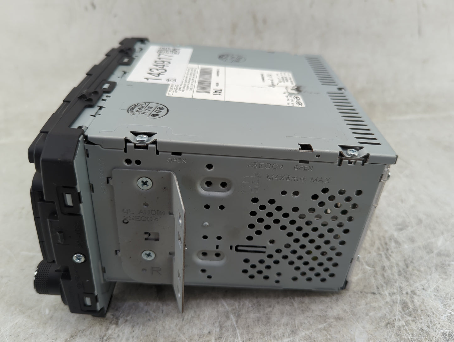 2017-2019 Kia Sportage Radio AM FM Cd Player Receiver Replacement P/N:96180-D9410WK AM1A3DBAN Fits Fits 2017 2018 2019 OEM U