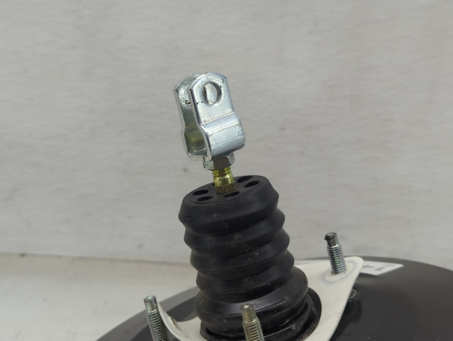2017-2021 Kia Sportage Power Brake Booster Oem 1450527 - Oemusedautoparts1.com