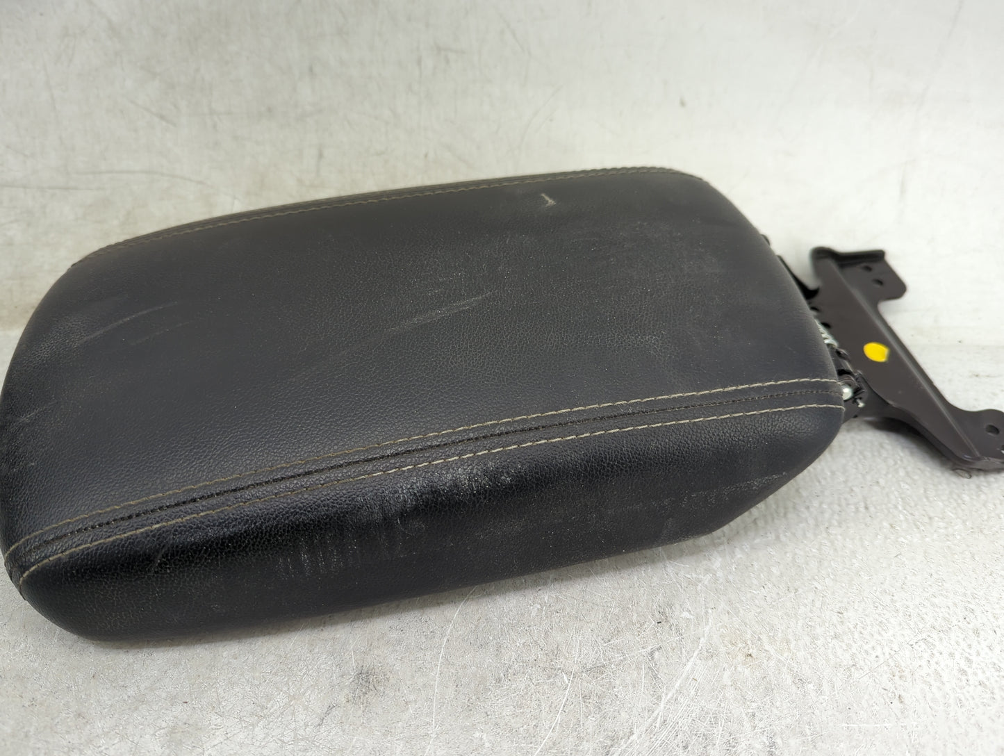 2017 Kia Sportage Center Console Armrest Cover Lid Fits OEM Used Auto Parts - Oemusedautoparts1.com