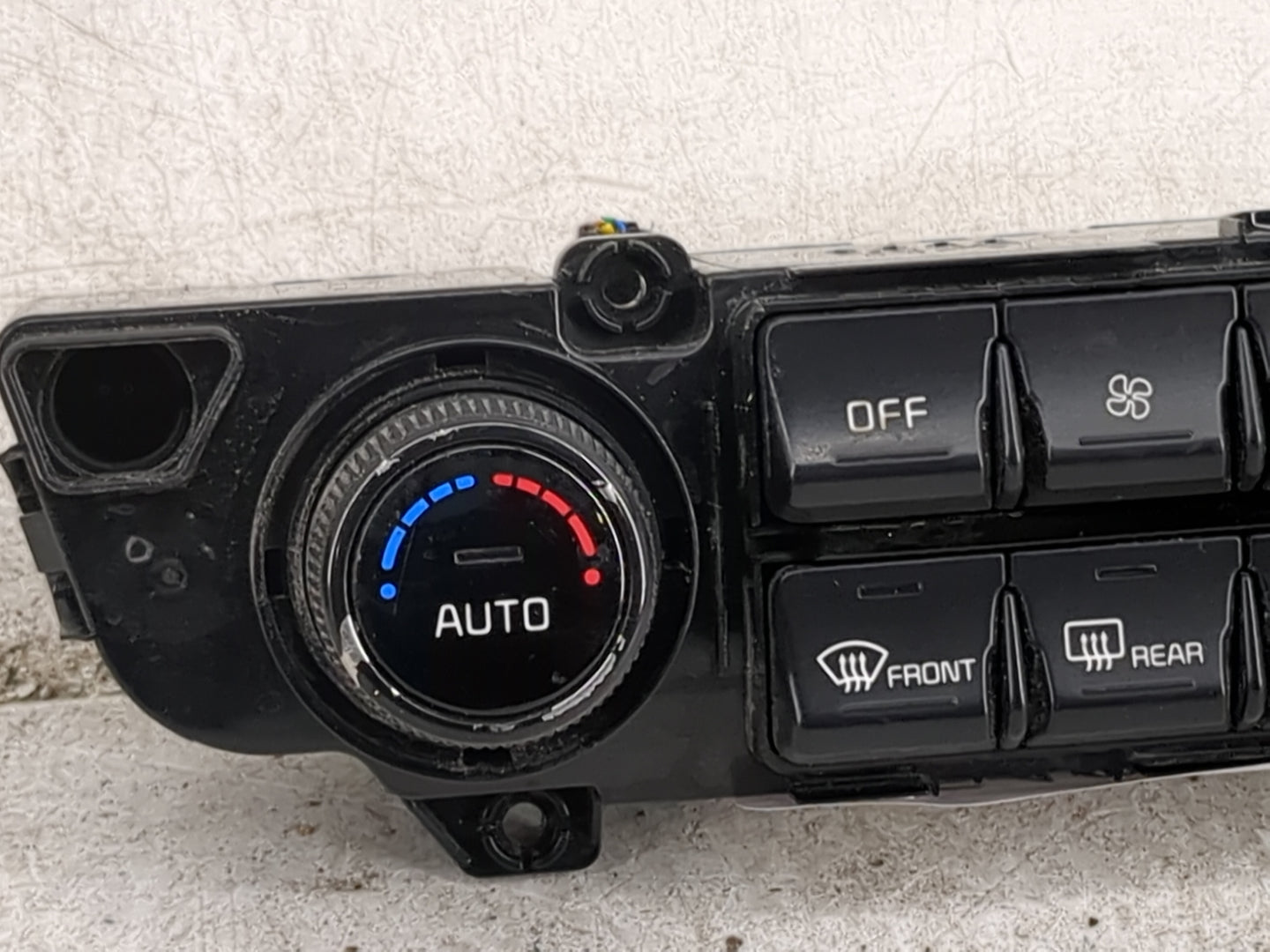 2017-2019 Kia Sportage Climate Control Module Temperature AC/Heater Replacement P/N:97250-D9XXX Fits Fits 2017 2018 2019 OEM