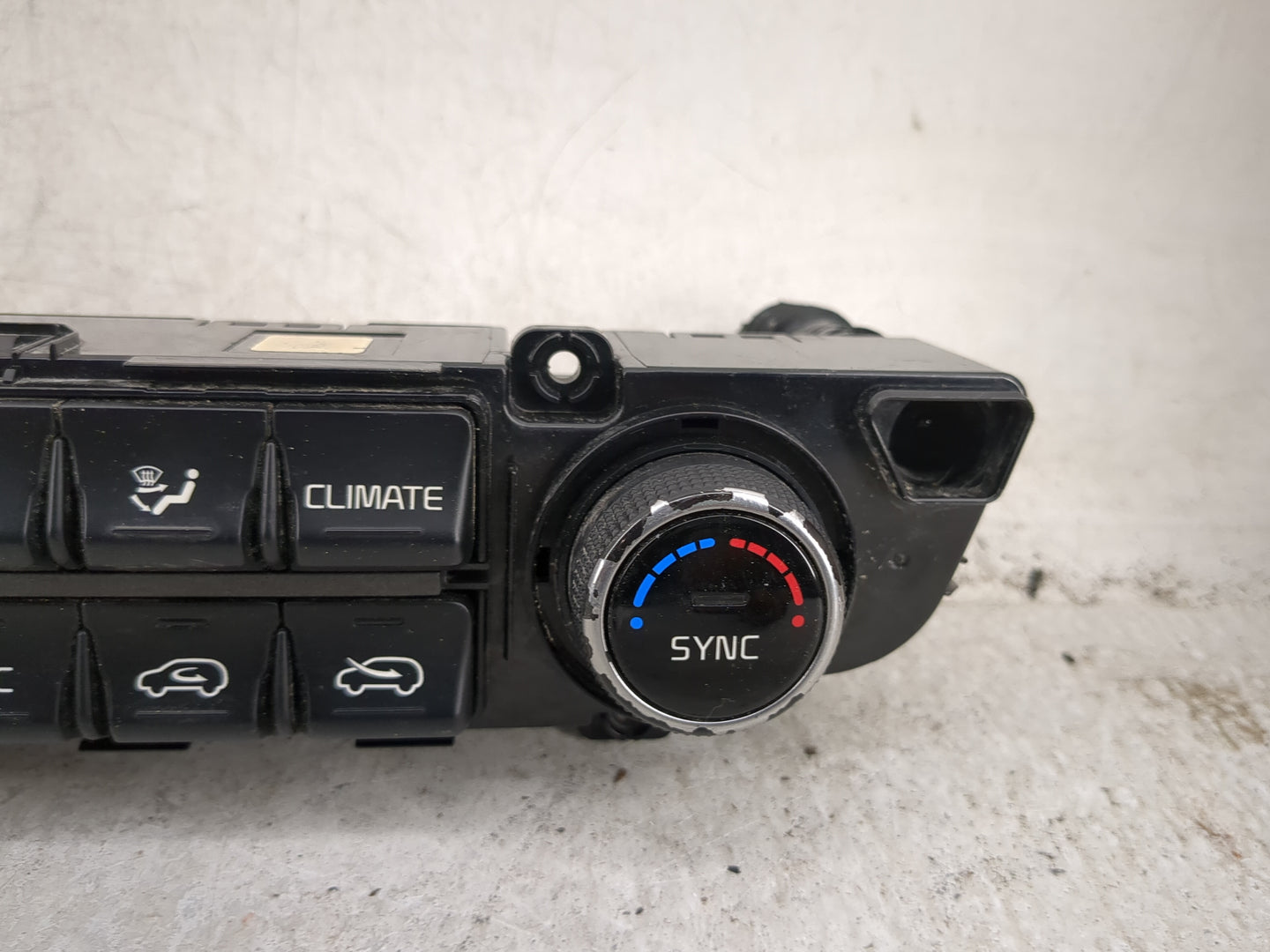 2017-2019 Kia Sportage Climate Control Module Temperature AC/Heater Replacement P/N:97250-D9441AK5 Fits Fits 2017 2018 2019 