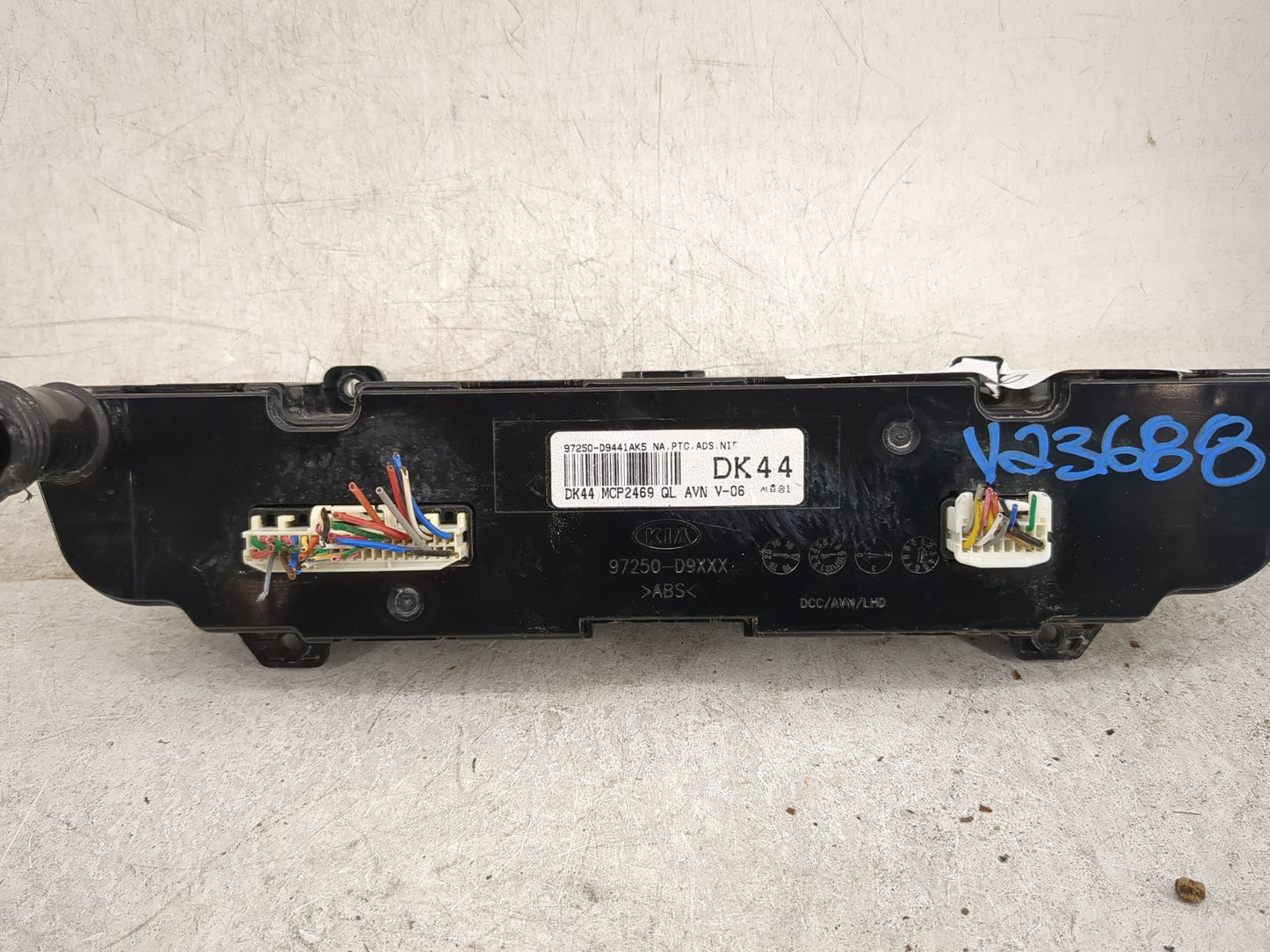 2017-2019 Kia Sportage Climate Control Module Temperature AC/Heater Replacement P/N:97250-D9441AK5 Fits Fits 2017 2018 2019 