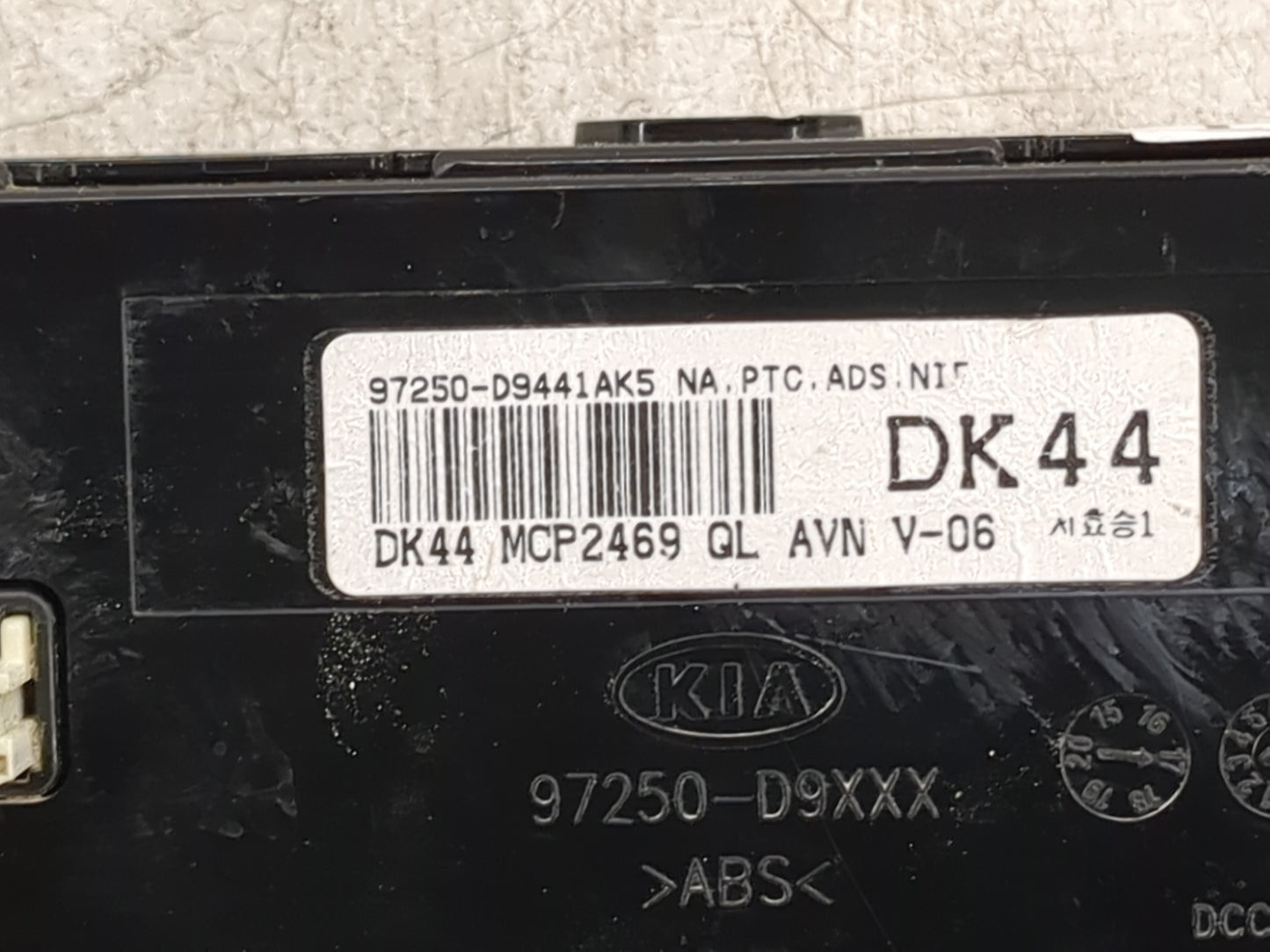2017-2019 Kia Sportage Climate Control Module Temperature AC/Heater Replacement P/N:97250-D9441AK5 Fits Fits 2017 2018 2019 