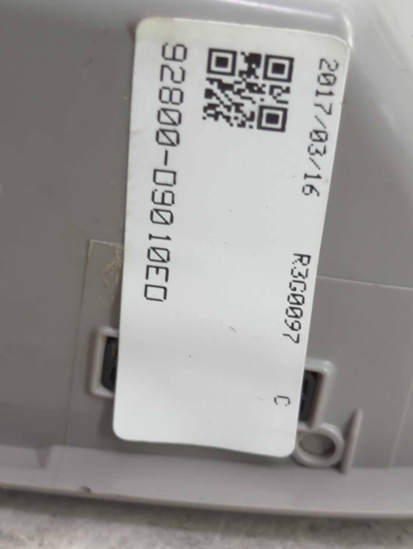 2017 Kia Sportage Overhead Roof Console - Oemusedautoparts1.com