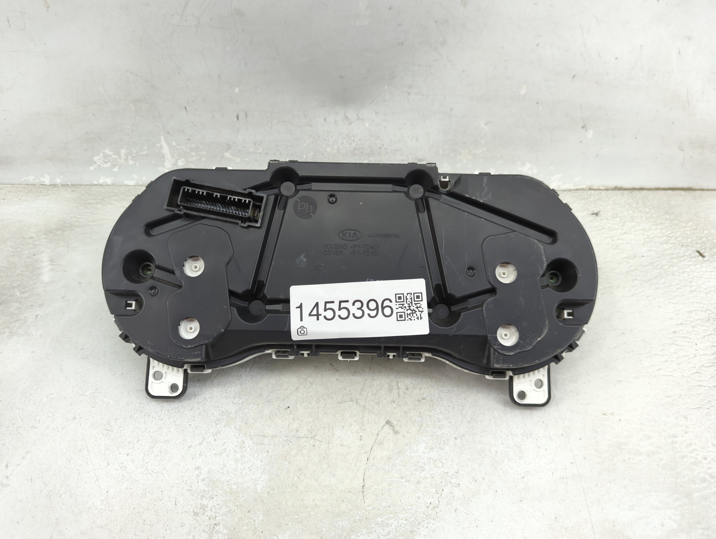 2017-2019 Kia Sportage Instrument Cluster Speedometer Gauges P/N:94001-D9180 Miles: Fits Fits 2017 2018 2019 OEM Used Auto P