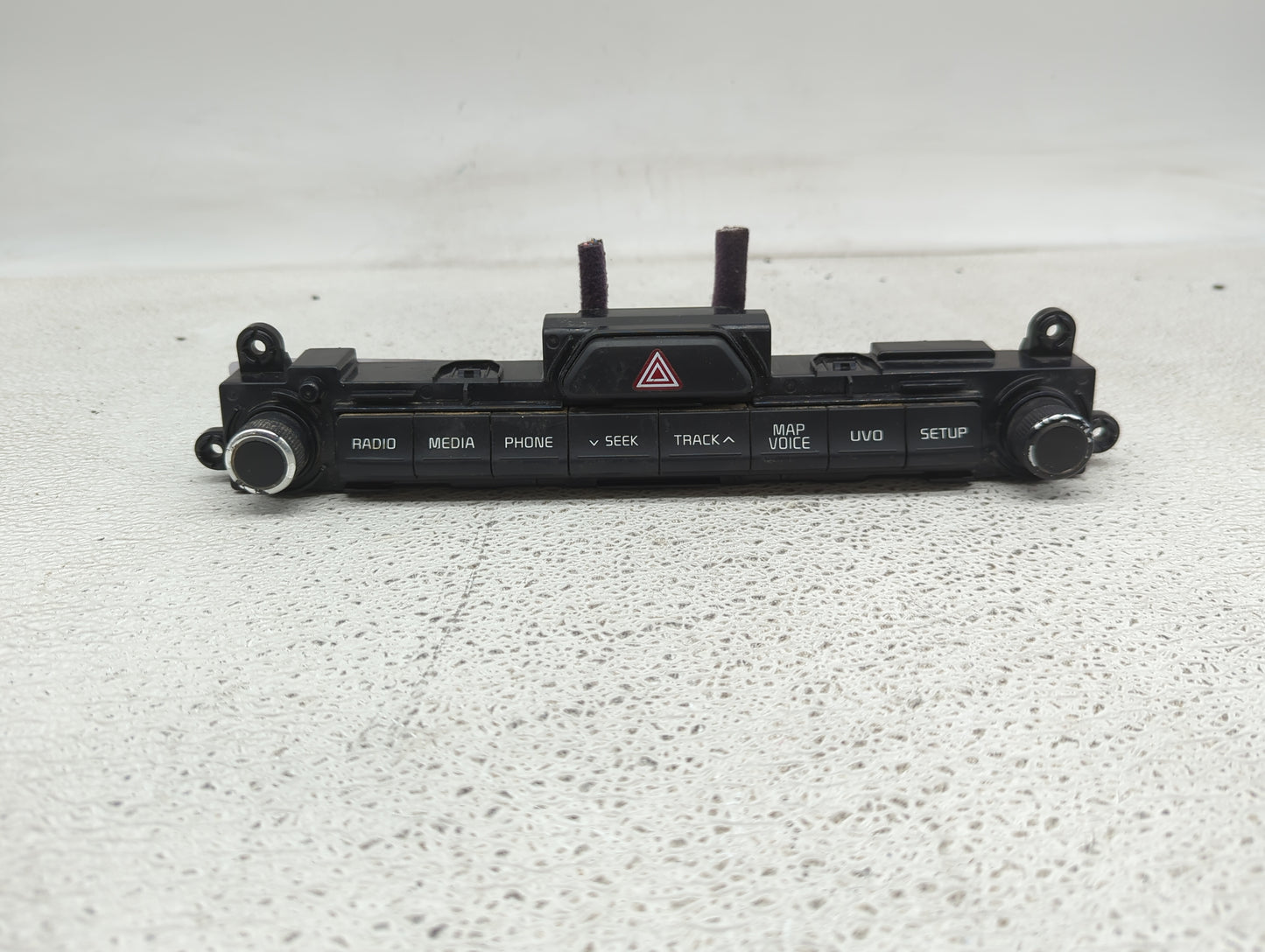2017 Kia Sportage Radio AM FM Cd Player Receiver Replacement P/N:D996569210 Fits OEM Used Auto Parts - Oemusedautoparts1.com