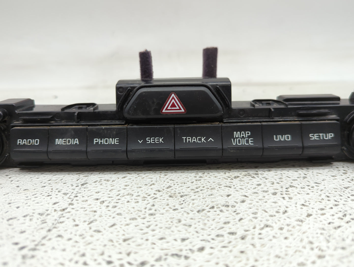 2017 Kia Sportage Radio AM FM Cd Player Receiver Replacement P/N:D996569210 Fits OEM Used Auto Parts - Oemusedautoparts1.com