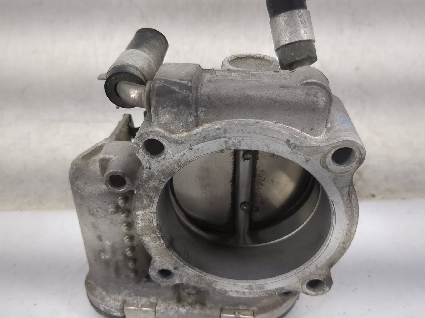2017-2021 Kia Sportage Throttle Body P/N:35100-2G600 0280750618 Fits Fits 2015 2016 2017 2018 2019 2020 2021 OEM Used Auto P