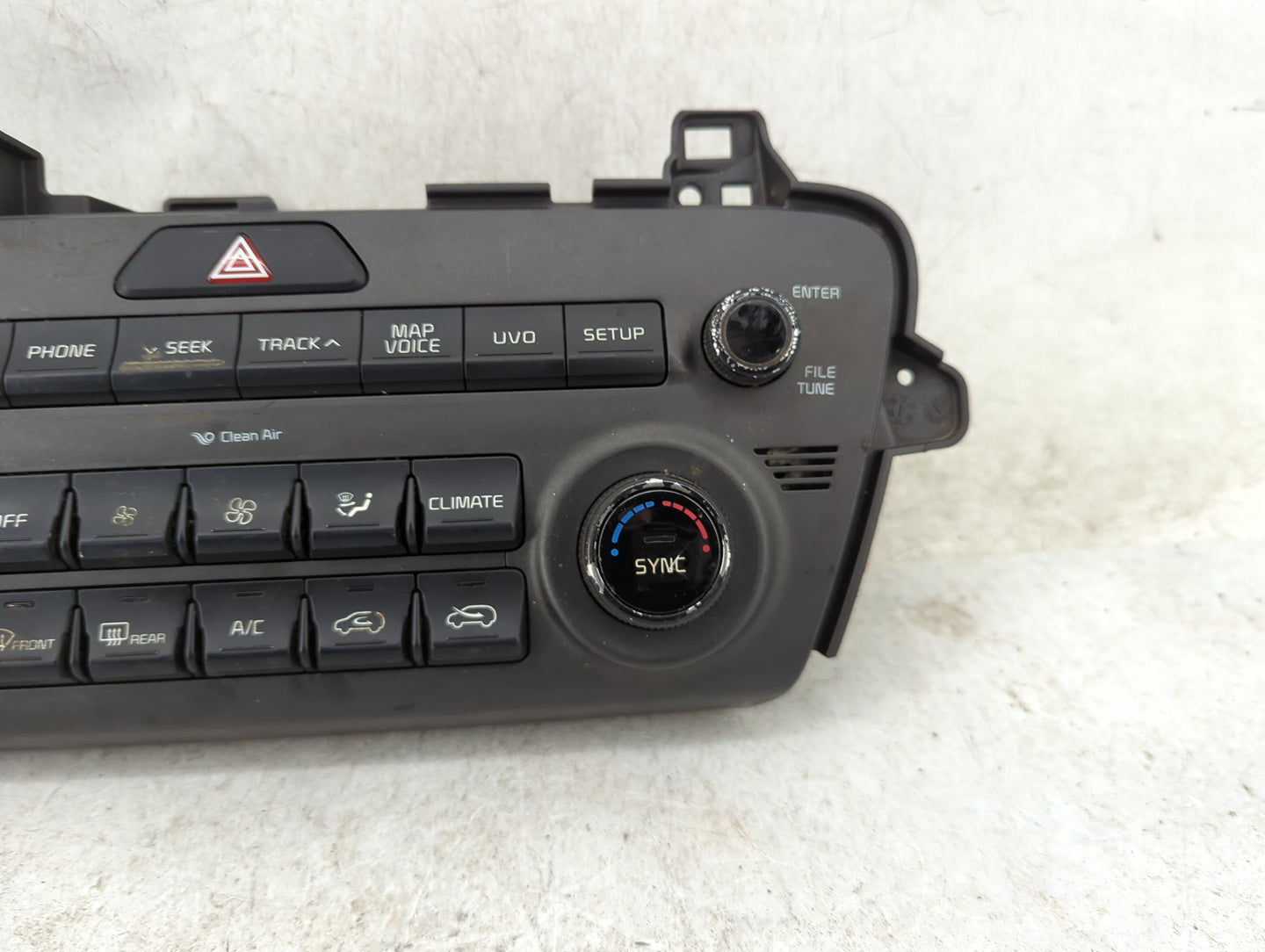 2017 Kia Sportage Climate Control Module Temperature AC/Heater Replacement P/N:D9965 68020 Fits OEM Used Auto Parts - Oemuse