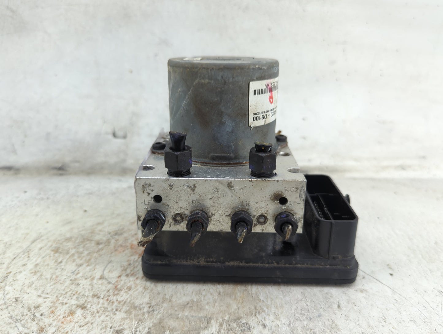 2017-2019 Kia Sportage ABS Pump Control Module Replacement P/N:BE6003R201 Fits Fits 2017 2018 2019 OEM Used Auto Parts - Oem