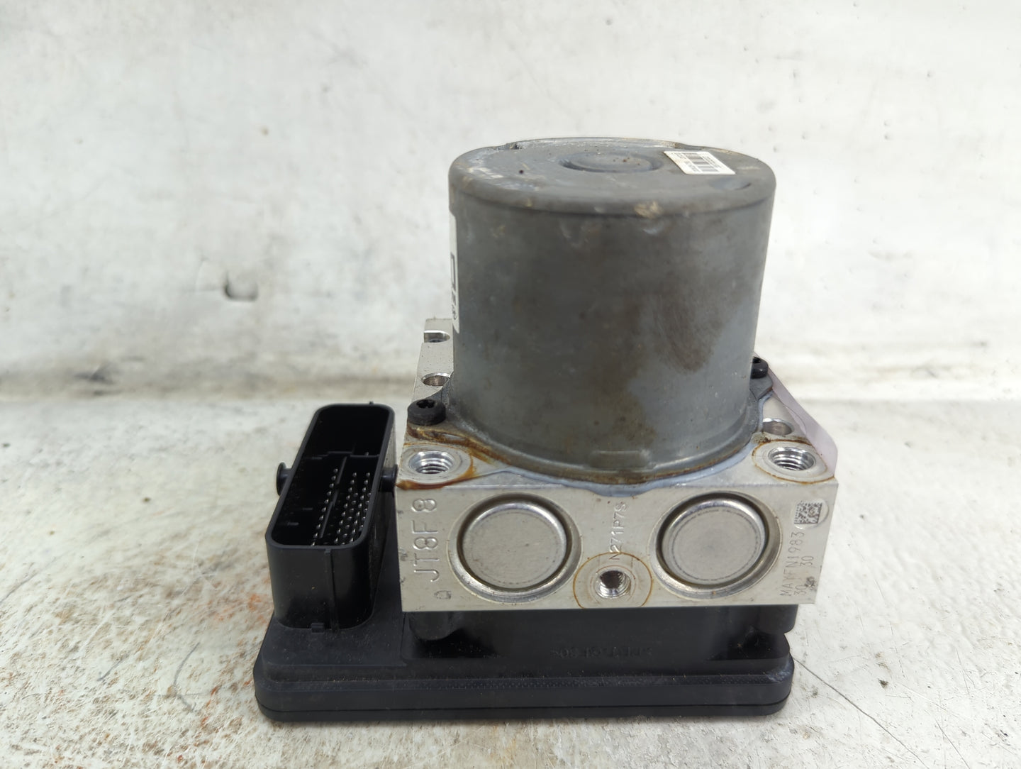 2017-2019 Kia Sportage ABS Pump Control Module Replacement P/N:BE6003R201 Fits Fits 2017 2018 2019 OEM Used Auto Parts - Oem