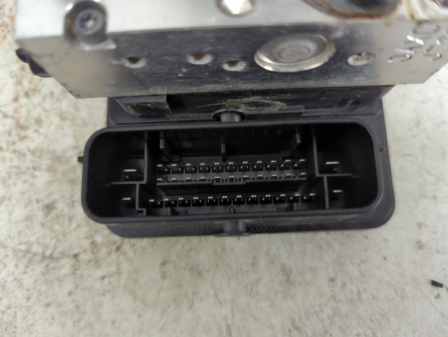 2017-2019 Kia Sportage ABS Pump Control Module Replacement P/N:BE6003R201 Fits Fits 2017 2018 2019 OEM Used Auto Parts - Oem