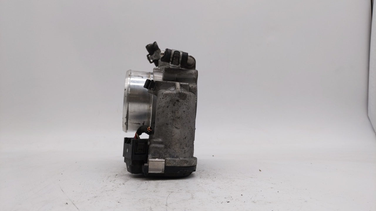2017-2019 Kia Sportage Throttle Body P/N:35100-2G600 Fits Fits 2015 2016 2017 2018 2019 OEM Used Auto Parts - Oemusedautopar