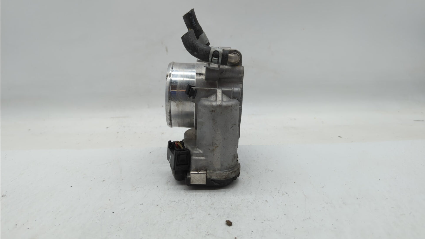 2017-2019 Kia Sportage Throttle Body P/N:35100-2G600 Fits Fits 2015 2016 2017 2018 2019 OEM Used Auto Parts - Oemusedautopar