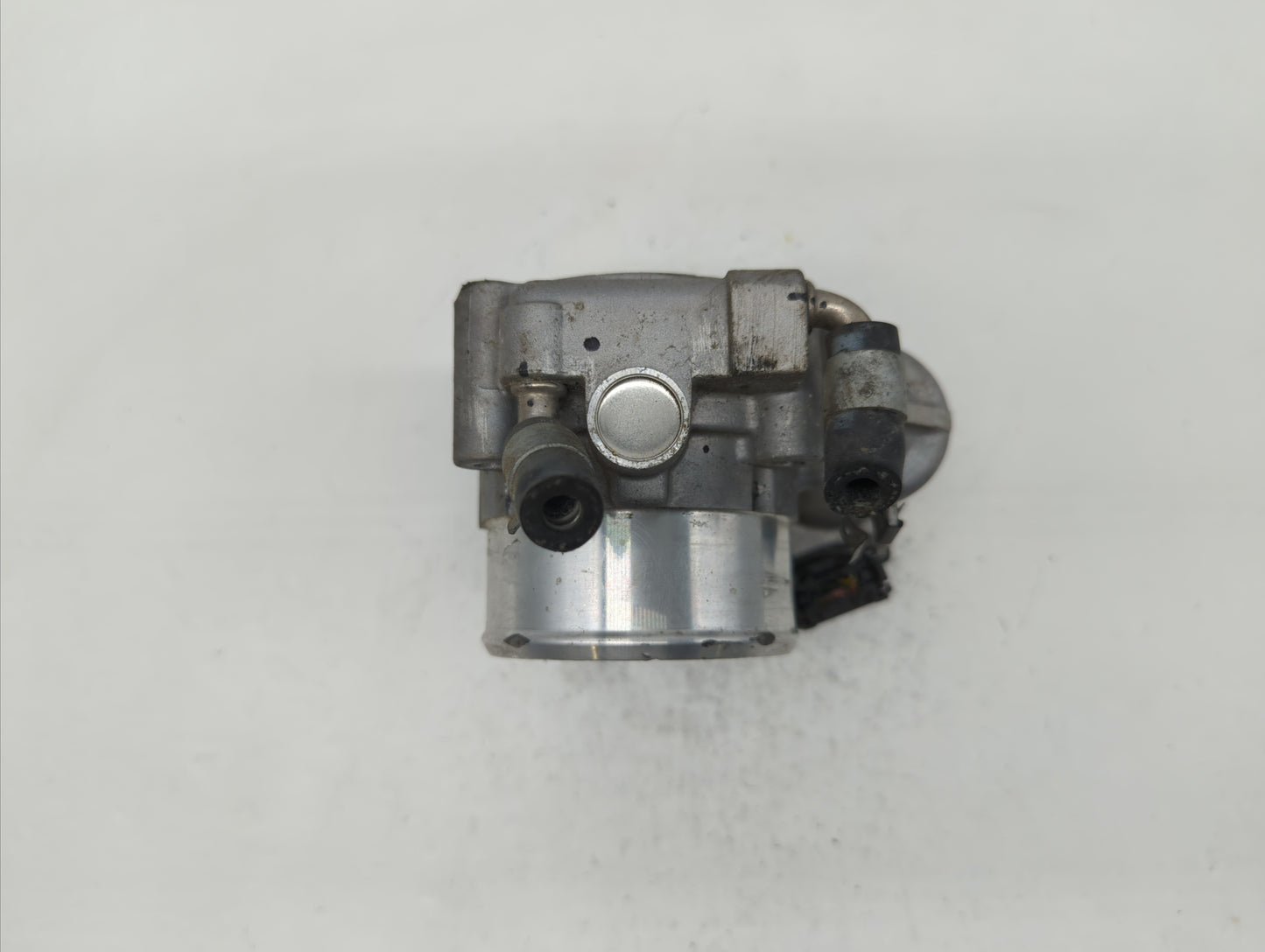 2017-2019 Kia Sportage Throttle Body P/N:35100-2G600 Fits Fits 2015 2016 2017 2018 2019 OEM Used Auto Parts - Oemusedautopar