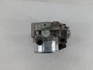 2017-2019 Kia Sportage Throttle Body P/N:35100-2G600 Fits Fits 2015 2016 2017 2018 2019 OEM Used Auto Parts